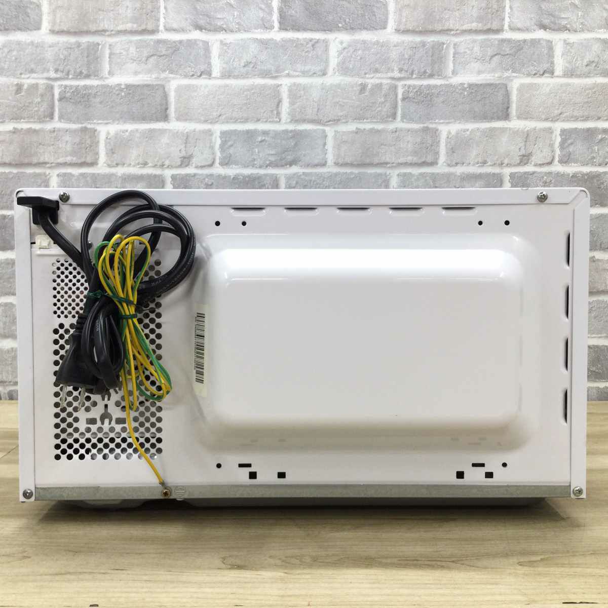 東芝 電子レンジ 700W 17L 50hz 東日本専用 ホワイト MFM-S17A-50HZ(W) 2019年製
