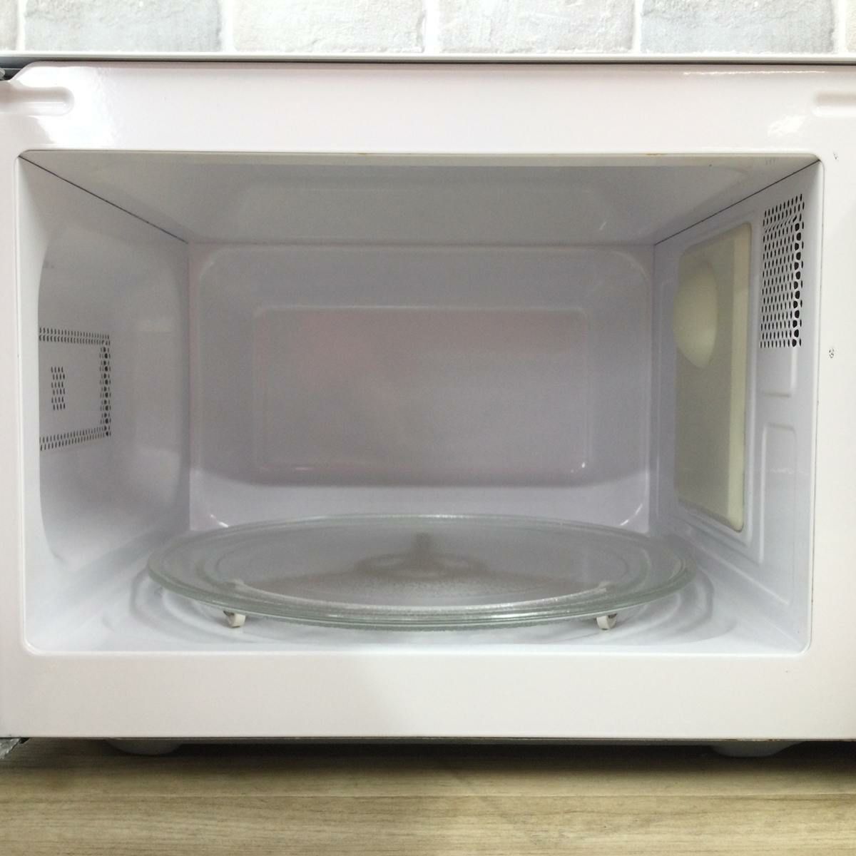 東芝 電子レンジ 700W 17L 50hz 東日本専用 ホワイト MFM-S17A-50HZ(W) 2019年製