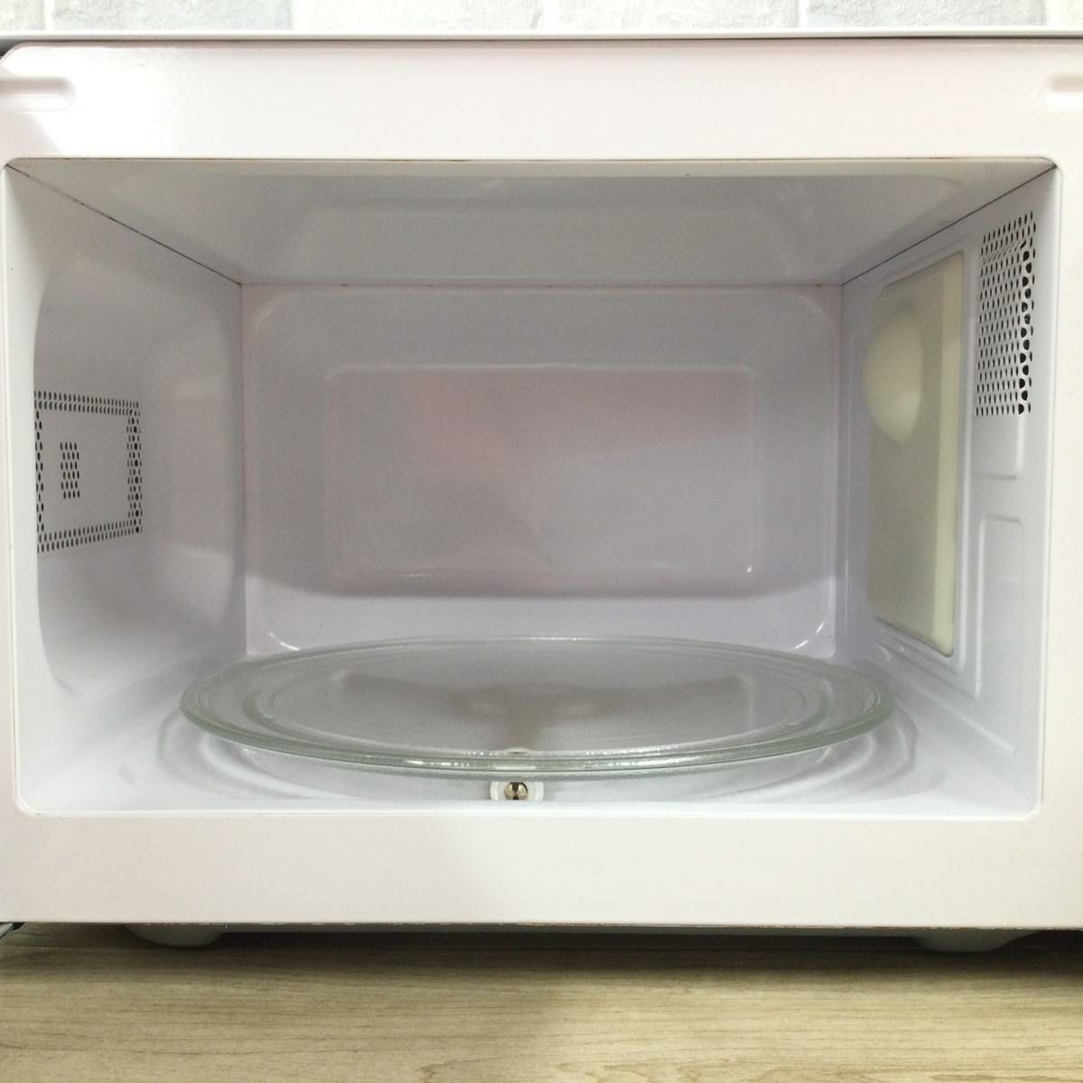 東芝 電子レンジ 700W 17L 50hz 東日本専用 ホワイト MFM-S17A-50HZ(W) 2019年製