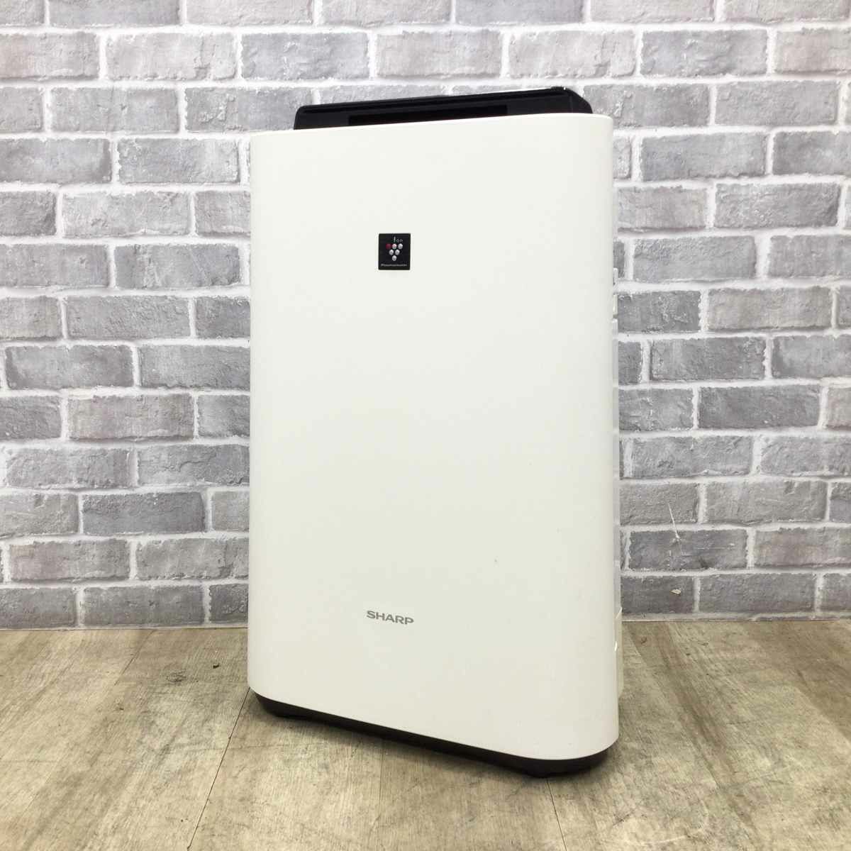 シャープ 加湿空気清浄機 18畳 ファン式 プラズマクラスター7000 ホワイト KC-E40-W 2016年製