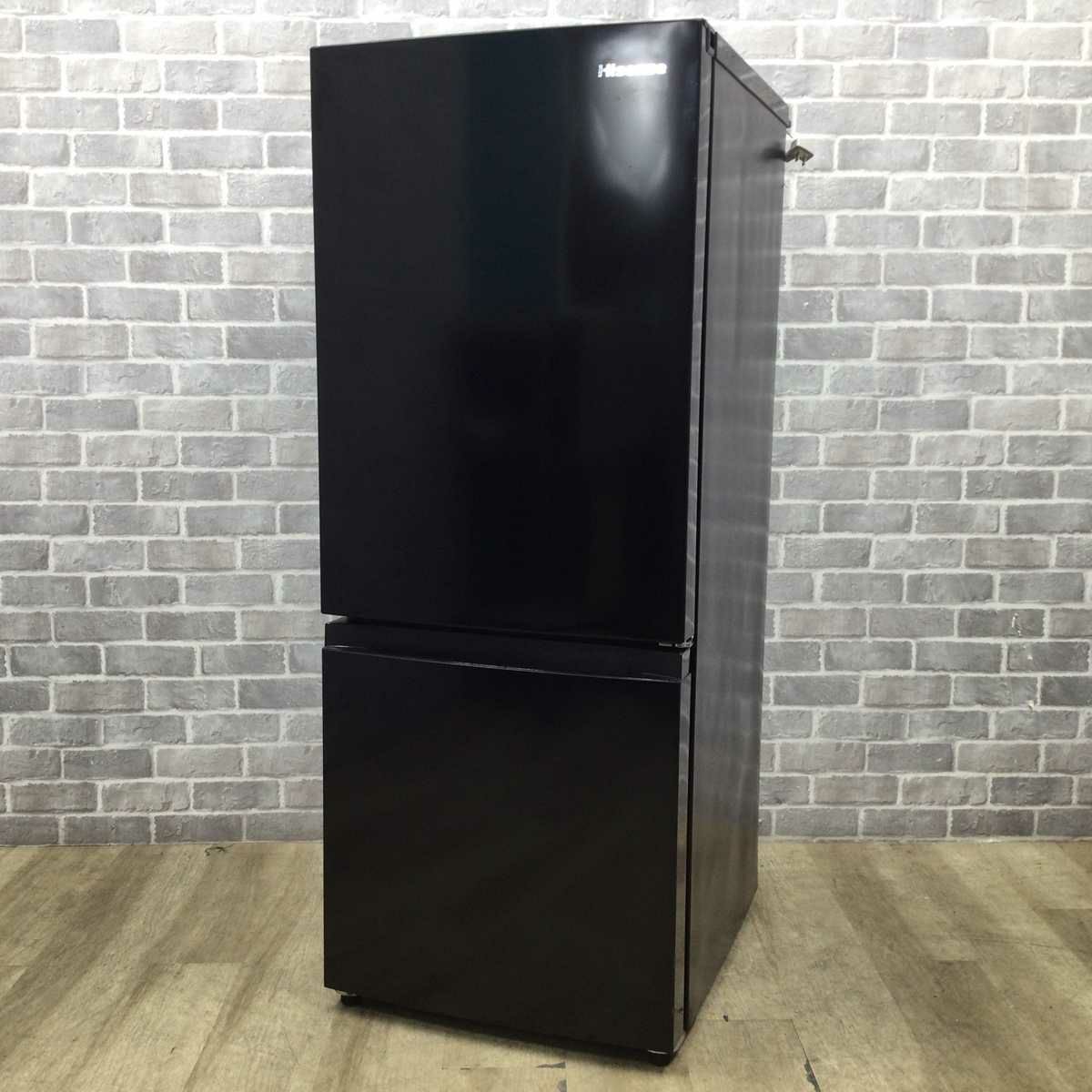 ハイセンス 冷蔵庫 2ドア 154L 右開き ブラック HR-D15EB 2021年製