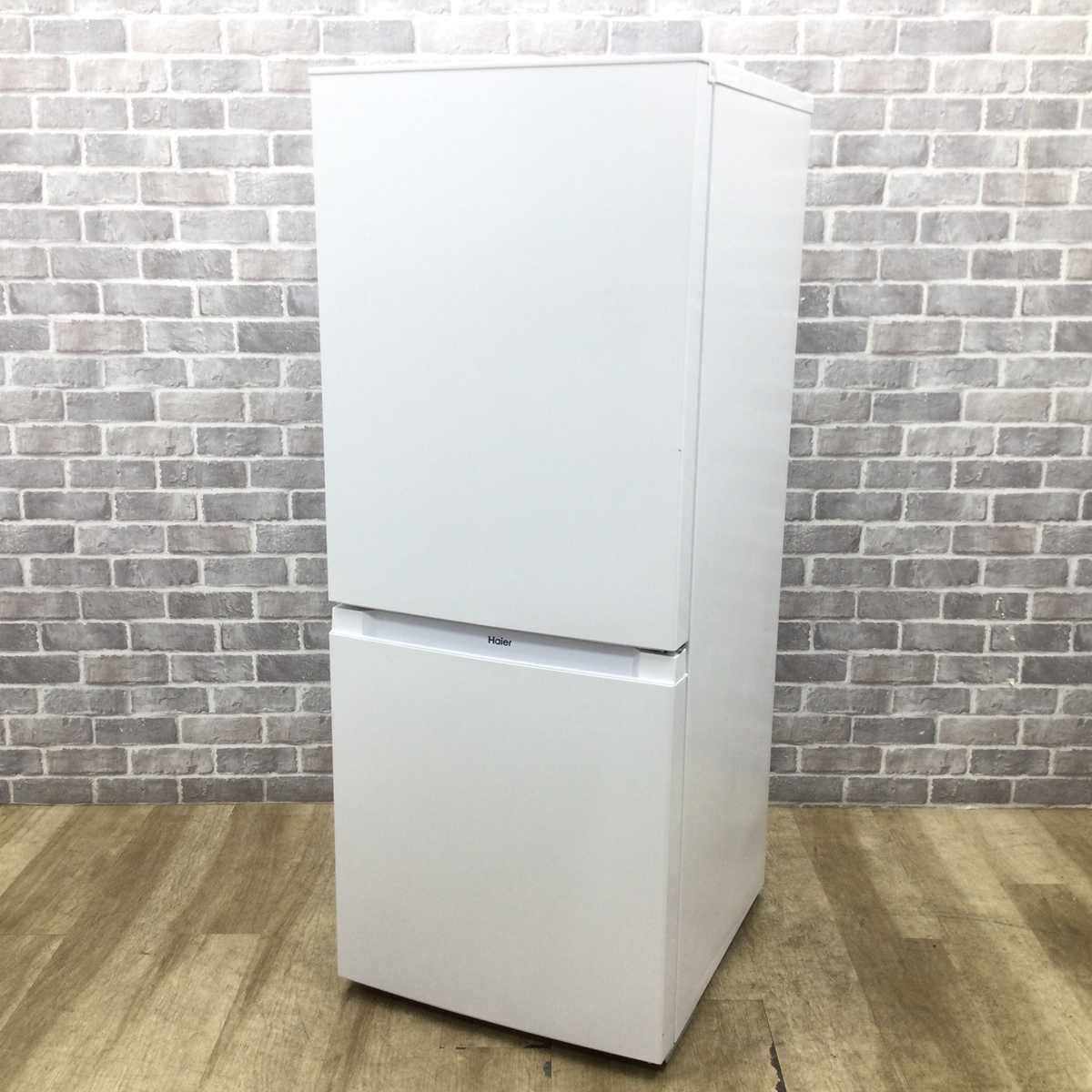 ハイアール 冷蔵庫 2ドア 140L 右開き ホワイト JR-NF140N(W) 2023年製