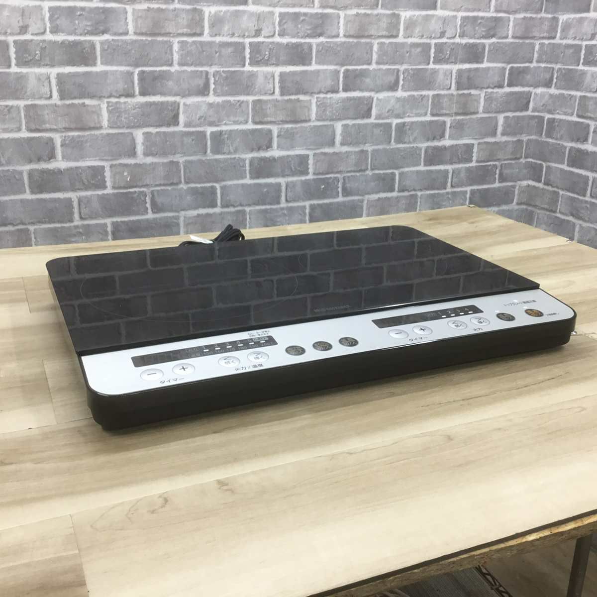 アイリスオーヤマ IHクッキングヒーター 1400W 2口 ブラック IHK-W12SP-B 2020年製