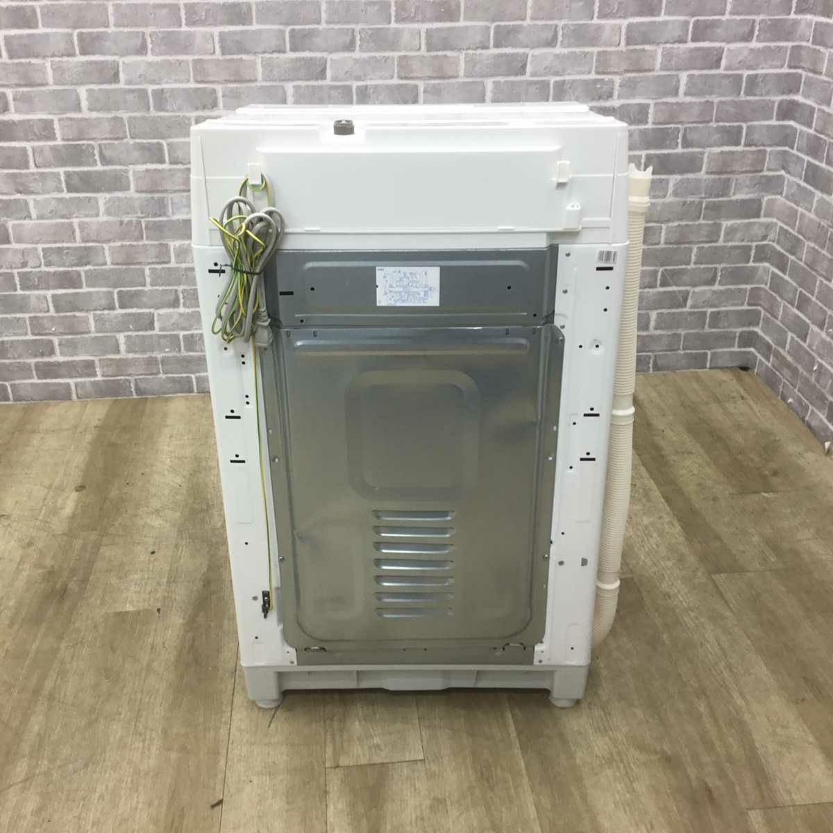 東芝 洗濯機 7.0kg 縦型 ホワイト AW-7D7 2018年製