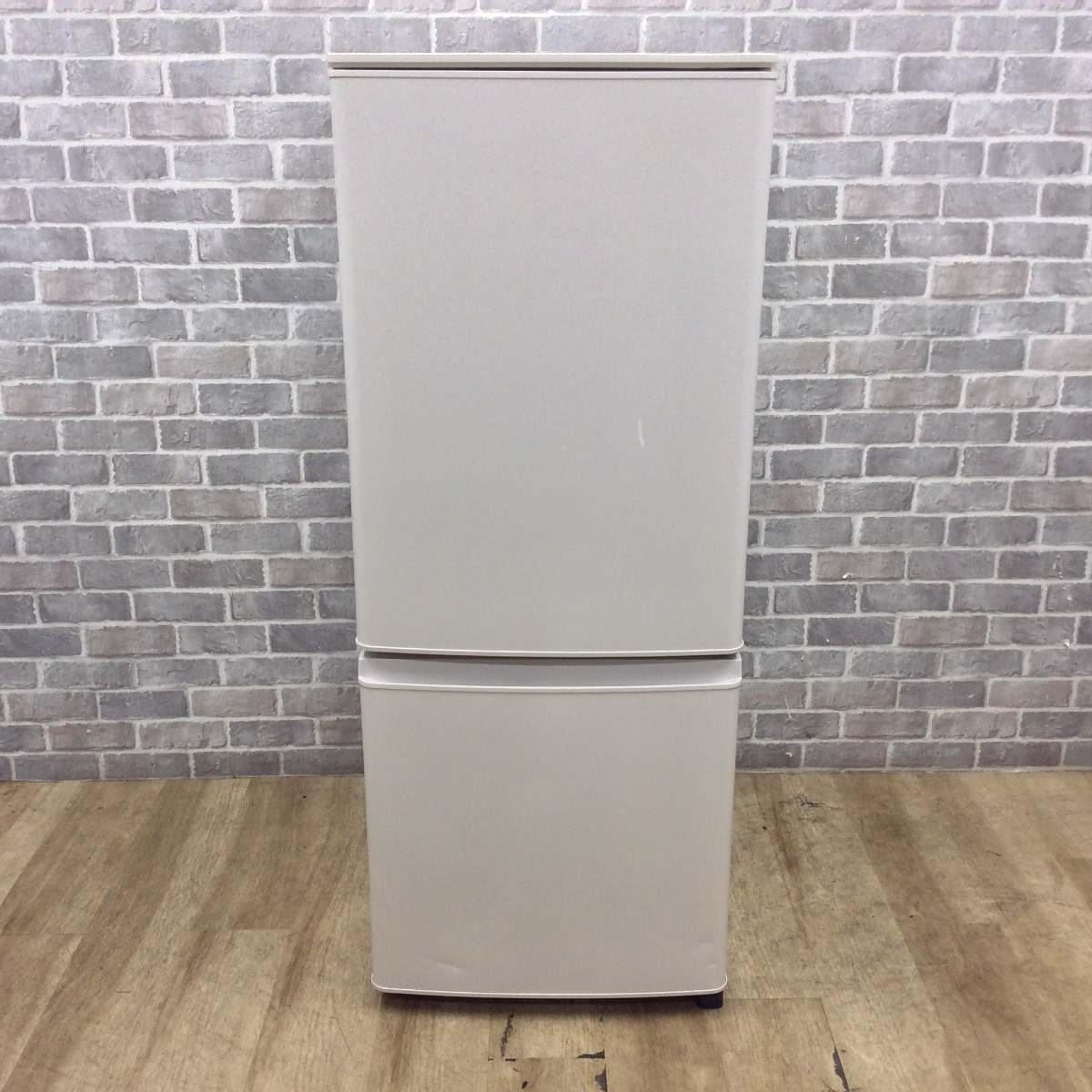三菱電機 冷蔵庫 2ドア 146L 右開き ホワイト MR-P15F-W 2021年製