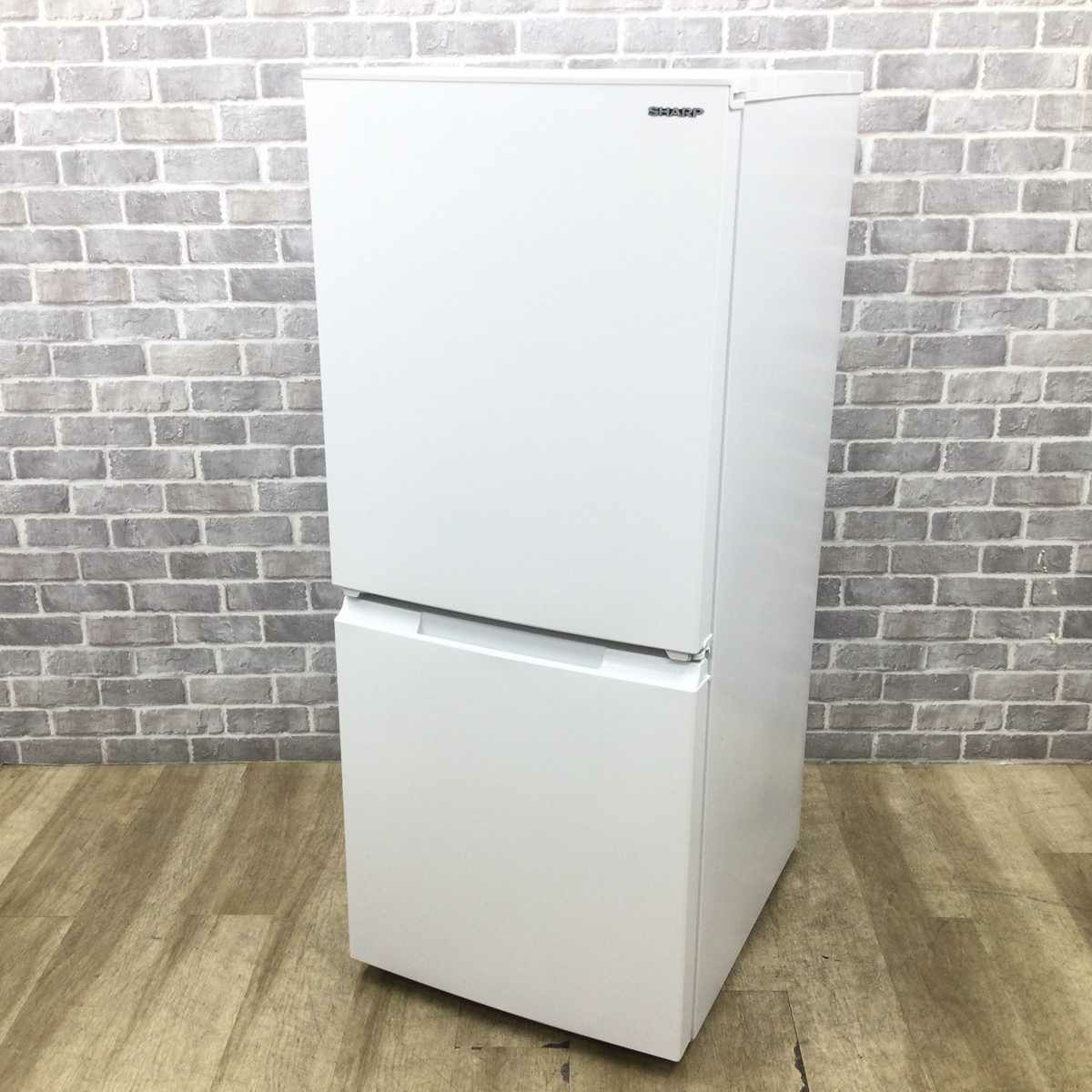 シャープ 冷蔵庫 2ドア 152L つけかえどっちもドア ホワイト SJ-D15K-W 2024年製