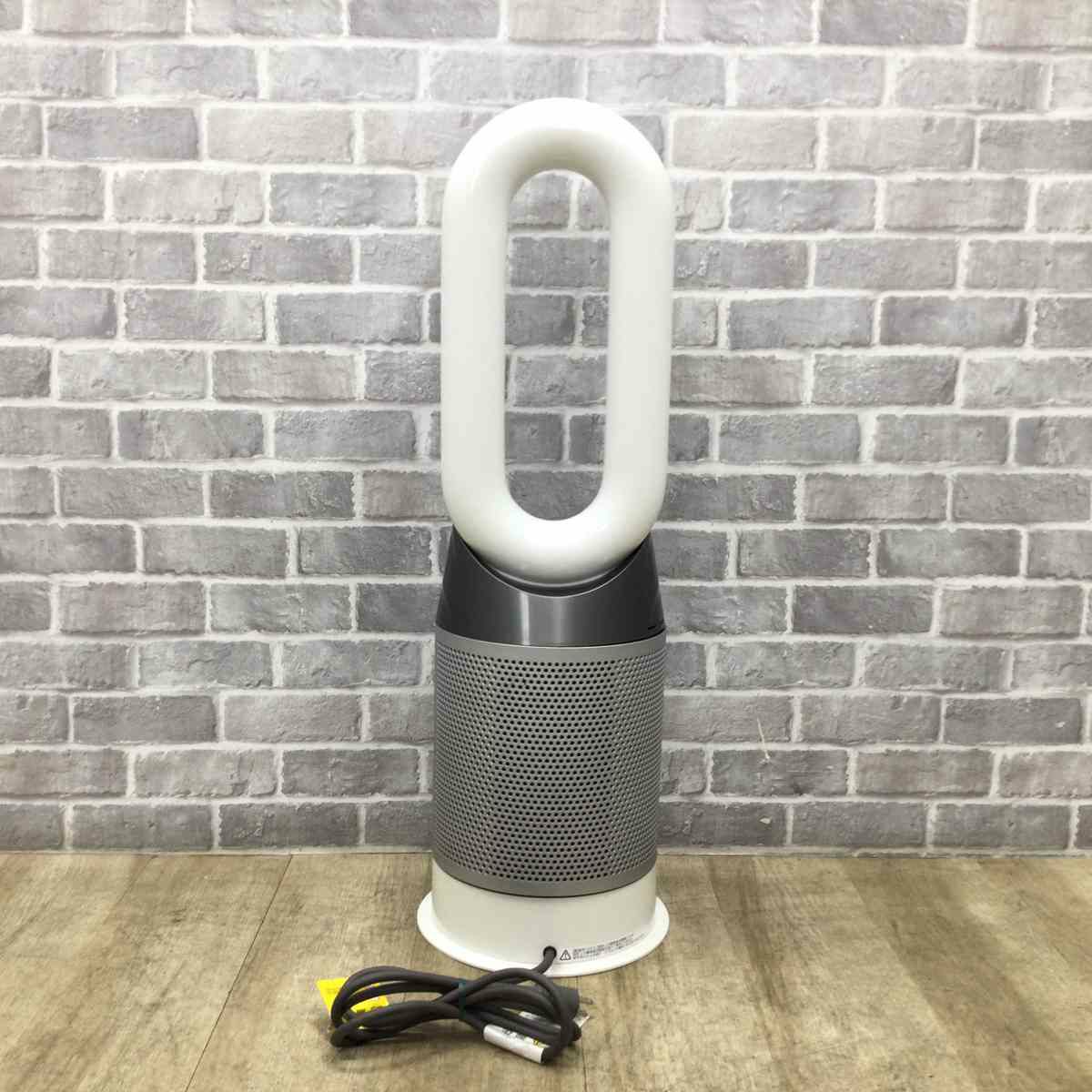 Dyson Pure Hot + Cool 空気清浄機能付き ファンヒーター 10畳 ホワイト/シルバー HP04WSN 2018年製