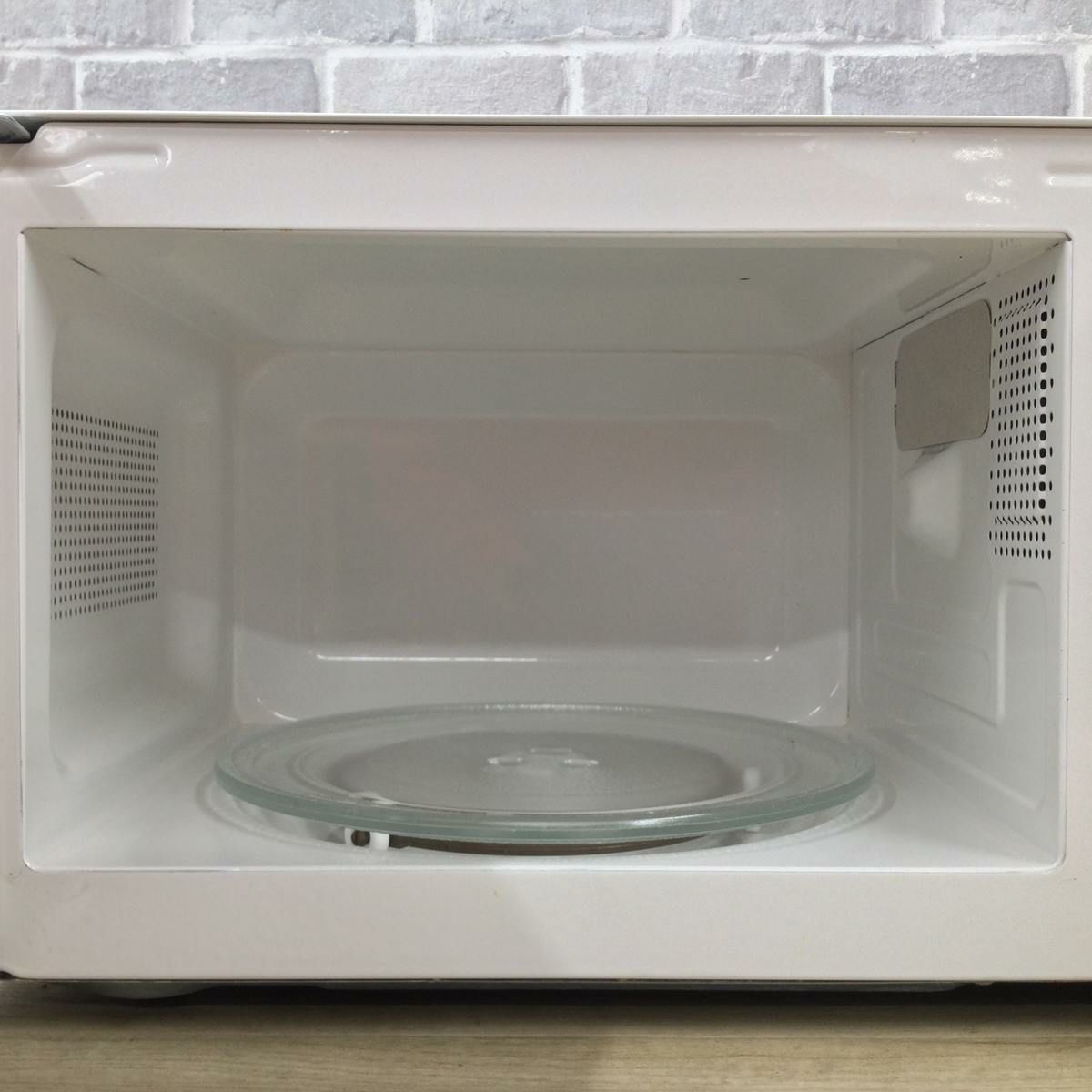 ゼピール 電子レンジ 500W 18L ヘルツフリー DR-G1818F 2021年製