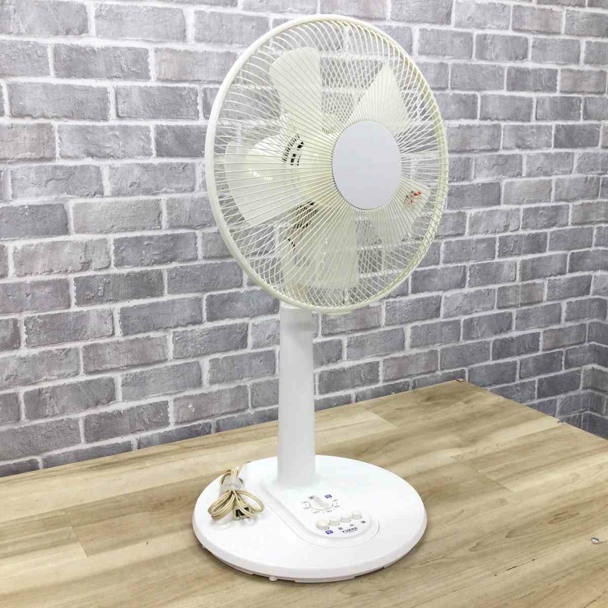 ユアサプライムス リビング扇風機 YT-3016 2018年製