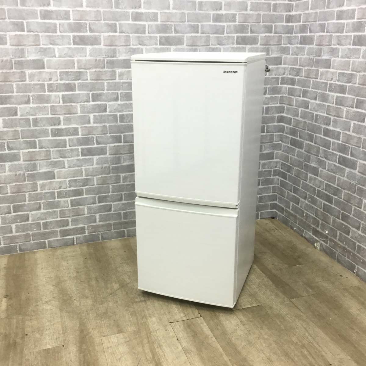 シャープ 冷蔵庫 2ドア 137L つけかえどっちもドア ホワイト SJ-D14E-W 2019年製