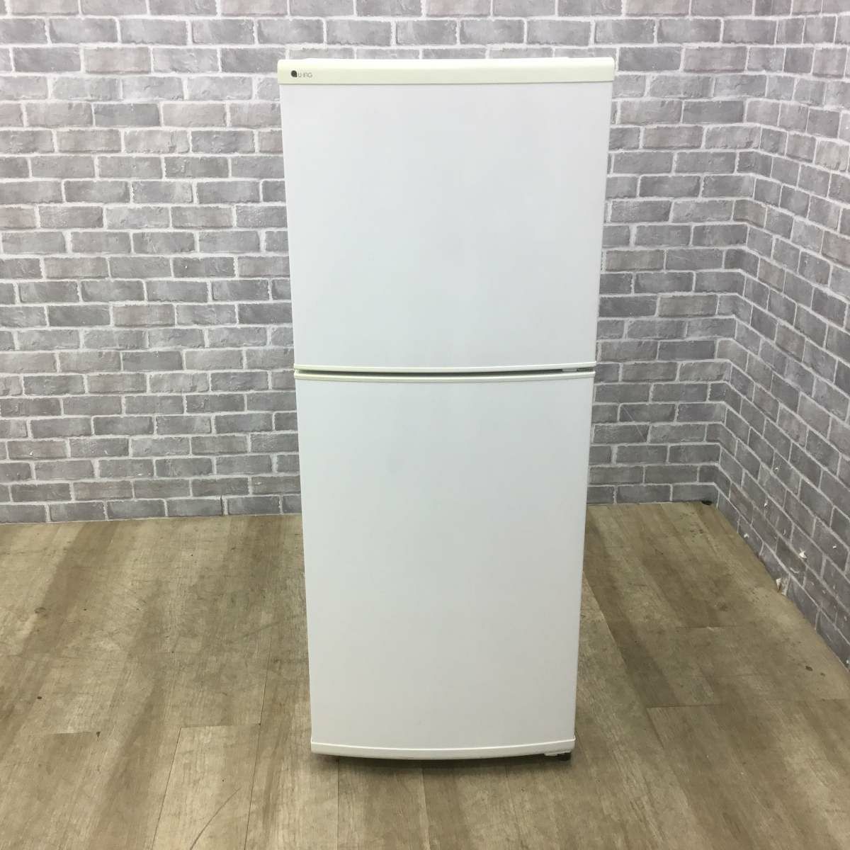 ユーイング 冷蔵庫 2ドア 140L 右開き ホワイト UR-F140J(W) 2018年製