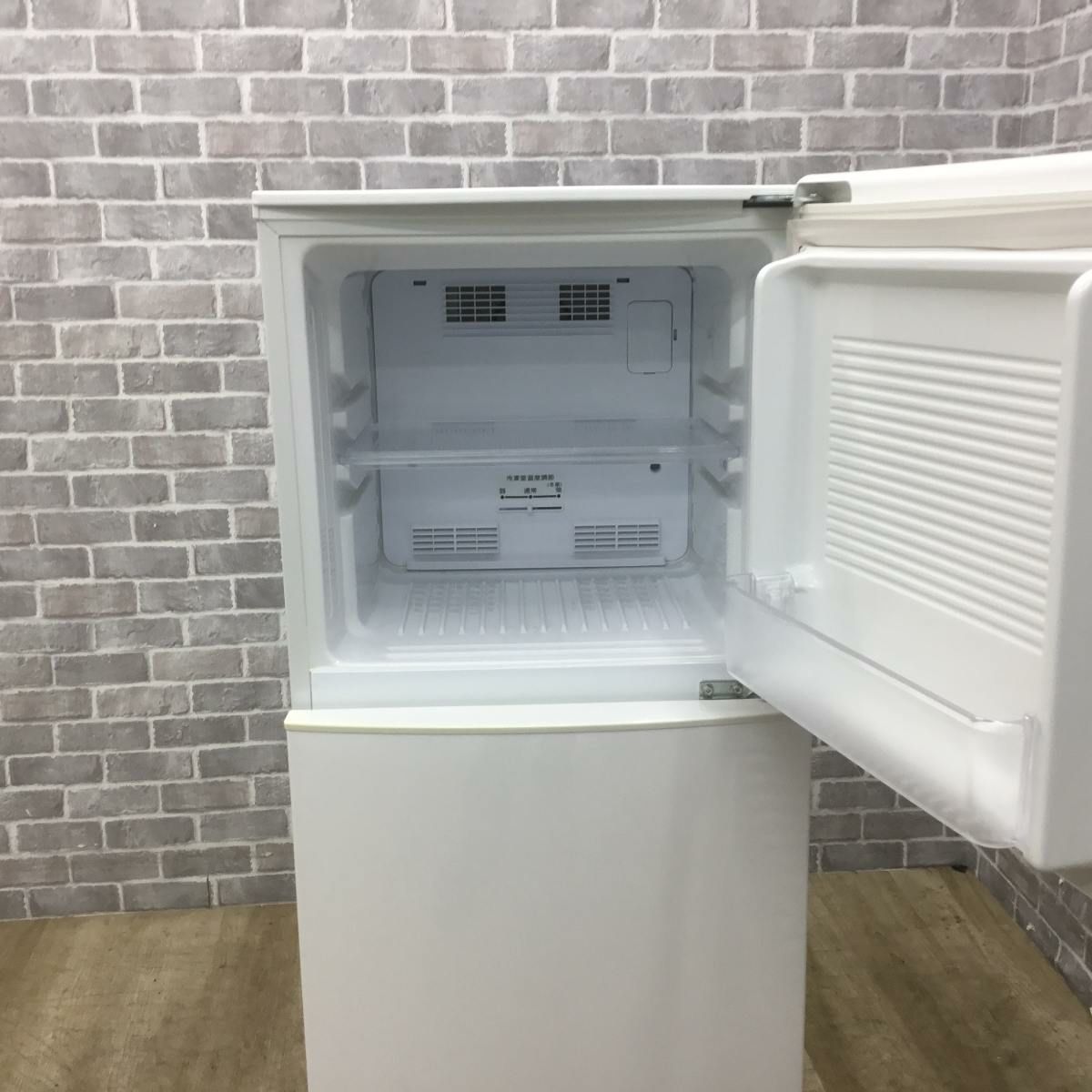 【中古】冷蔵庫　ユーイング　140L 2ドア ユーイング 冷蔵庫 2ドア 140L 右開き ホワイト UR-F140J(W) 2018年製