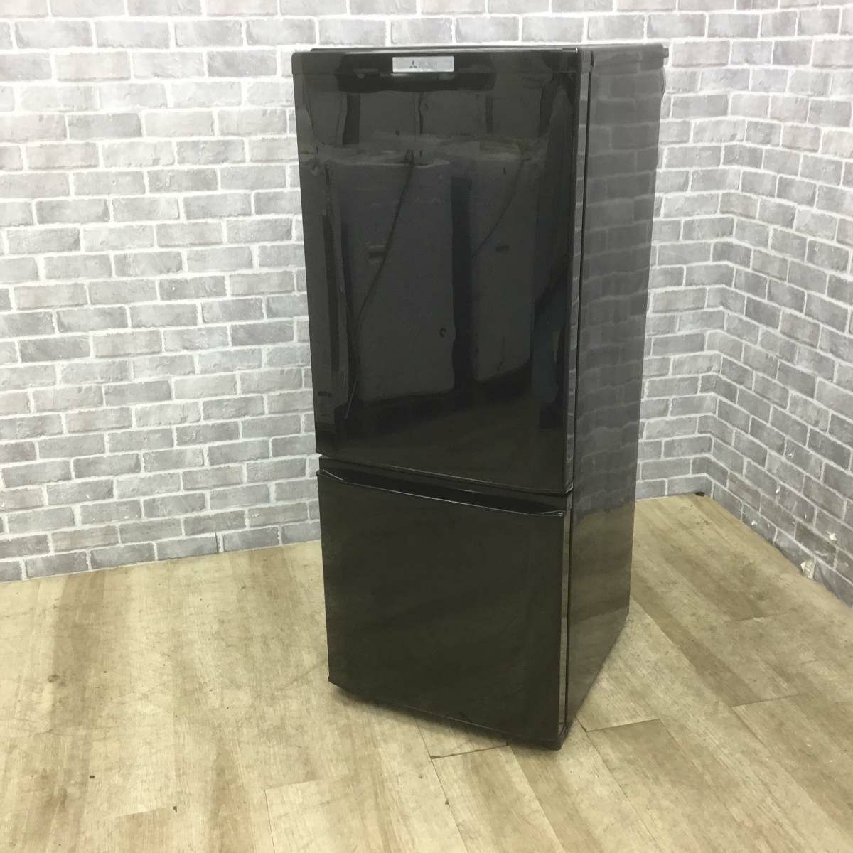 三菱電機 冷蔵庫 2ドア 146L 右開き ブラック MR-P15Z-B1 2016年製