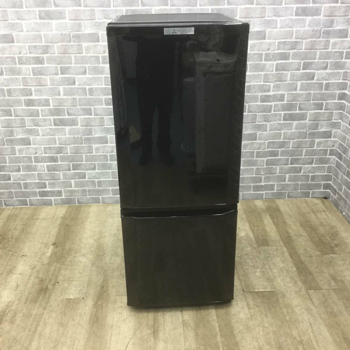 三菱電機 冷蔵庫 2ドア 146L 右開き ブラック MR-P15Z-B1 2016年製