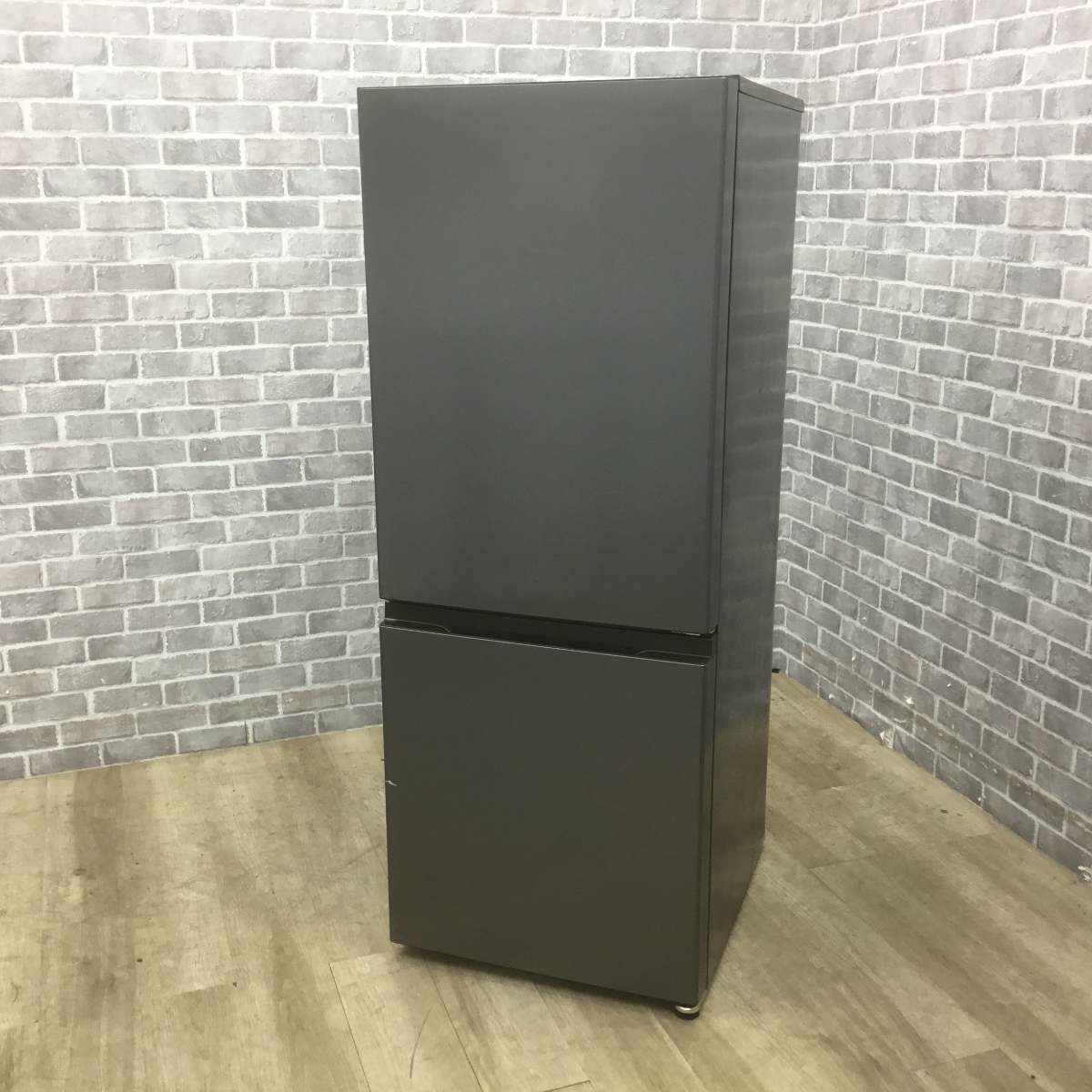 アクア 冷蔵庫 2ドア 200L 右開き ダークシルバー AQR-20P(DS) 2023年製