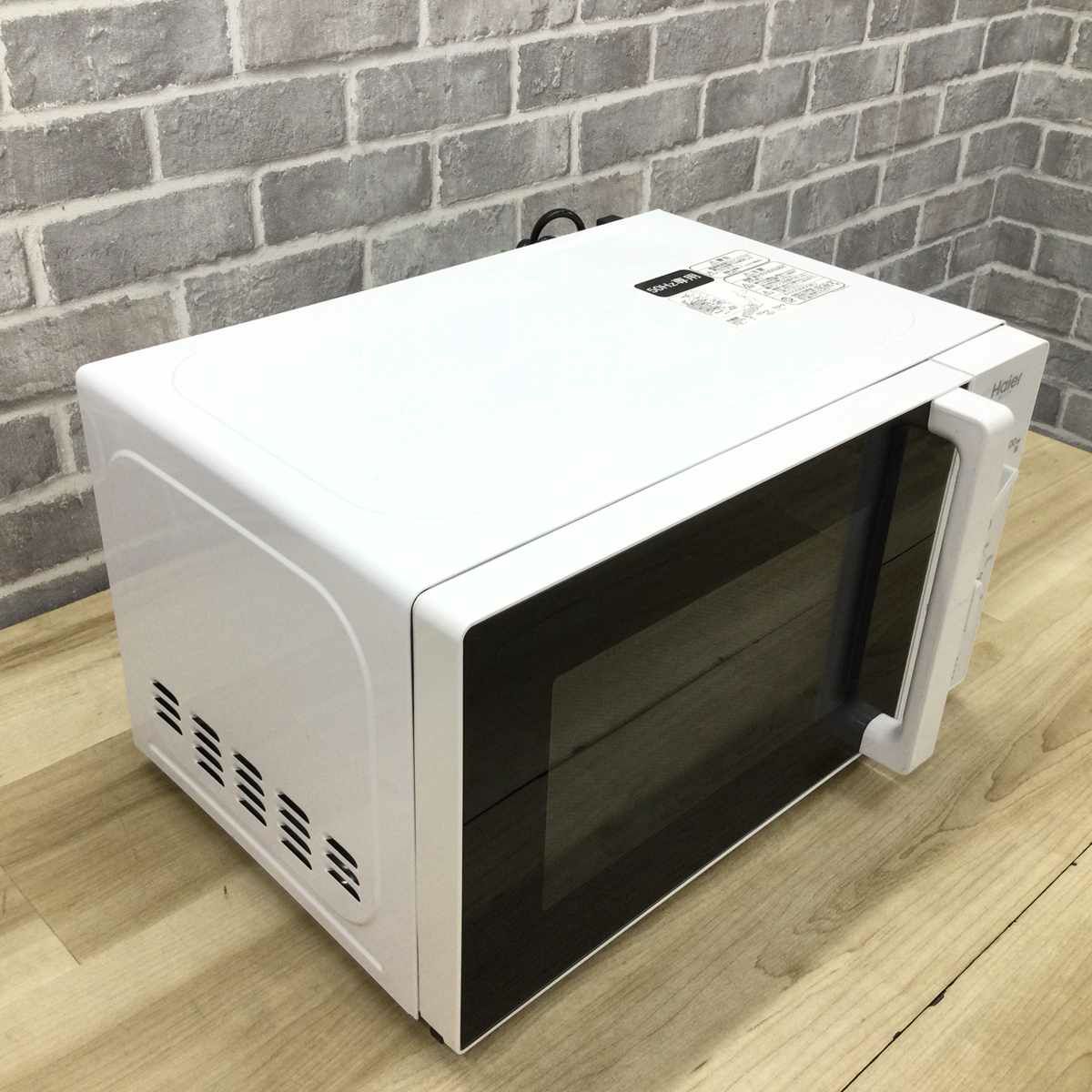 ハイアール 電子レンジ 700W 17L 50hz 東日本専用 JM-17F-50-W 2017年製