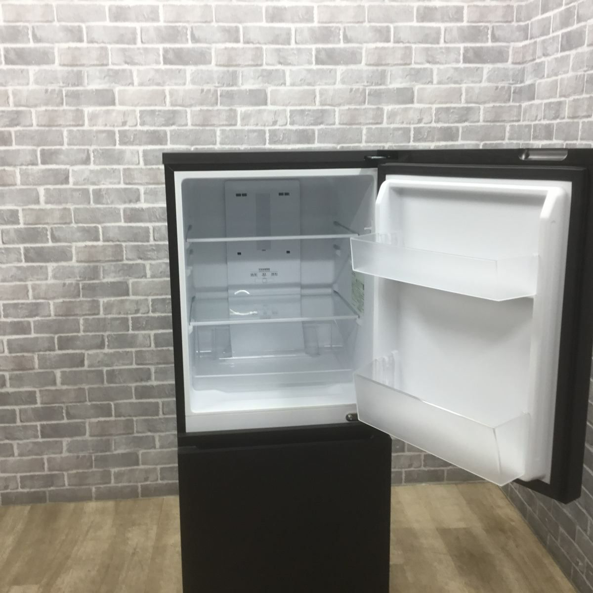 パナソニック 冷蔵庫 2ドア 156L 右開き ブラック NR-B16C1-K 2024年製