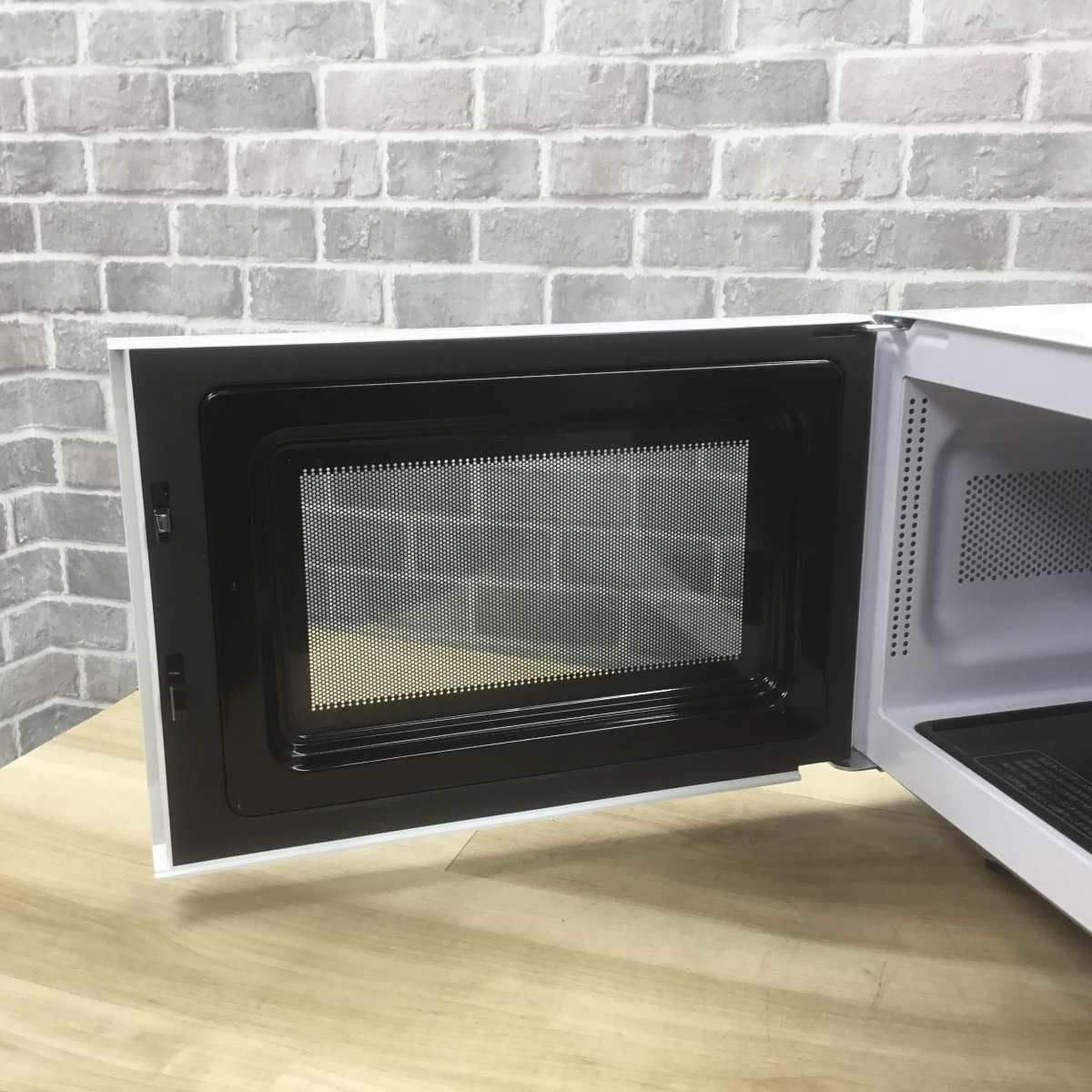 アイリスオーヤマ 電子レンジ 500W 18L フラットテーブル ヘルツフリー ホワイト IMB-F186-W 2023年製
