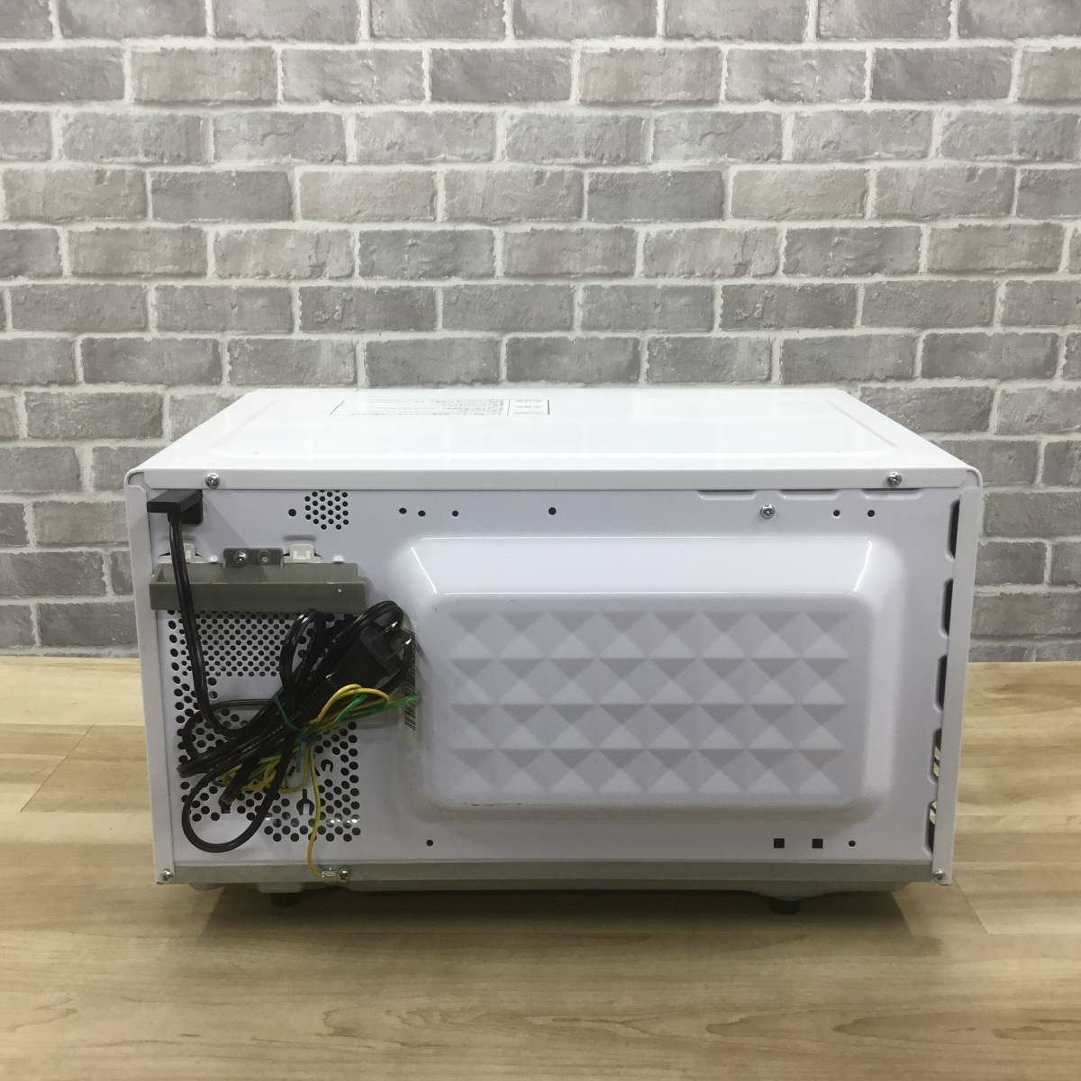 アイリスオーヤマ 電子レンジ 500W 18L フラットテーブル ヘルツフリー ホワイト IMB-F186-W 2023年製
