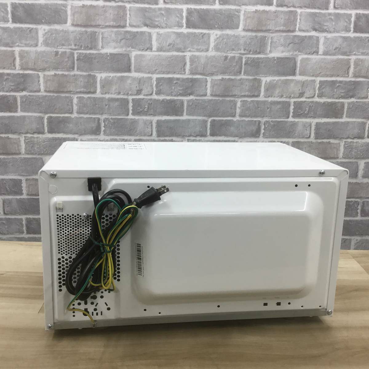 アイリスオーヤマ 電子レンジ 700W 17L 50hz 東日本専用 ホワイト IMG-T177-5-W 2021年製