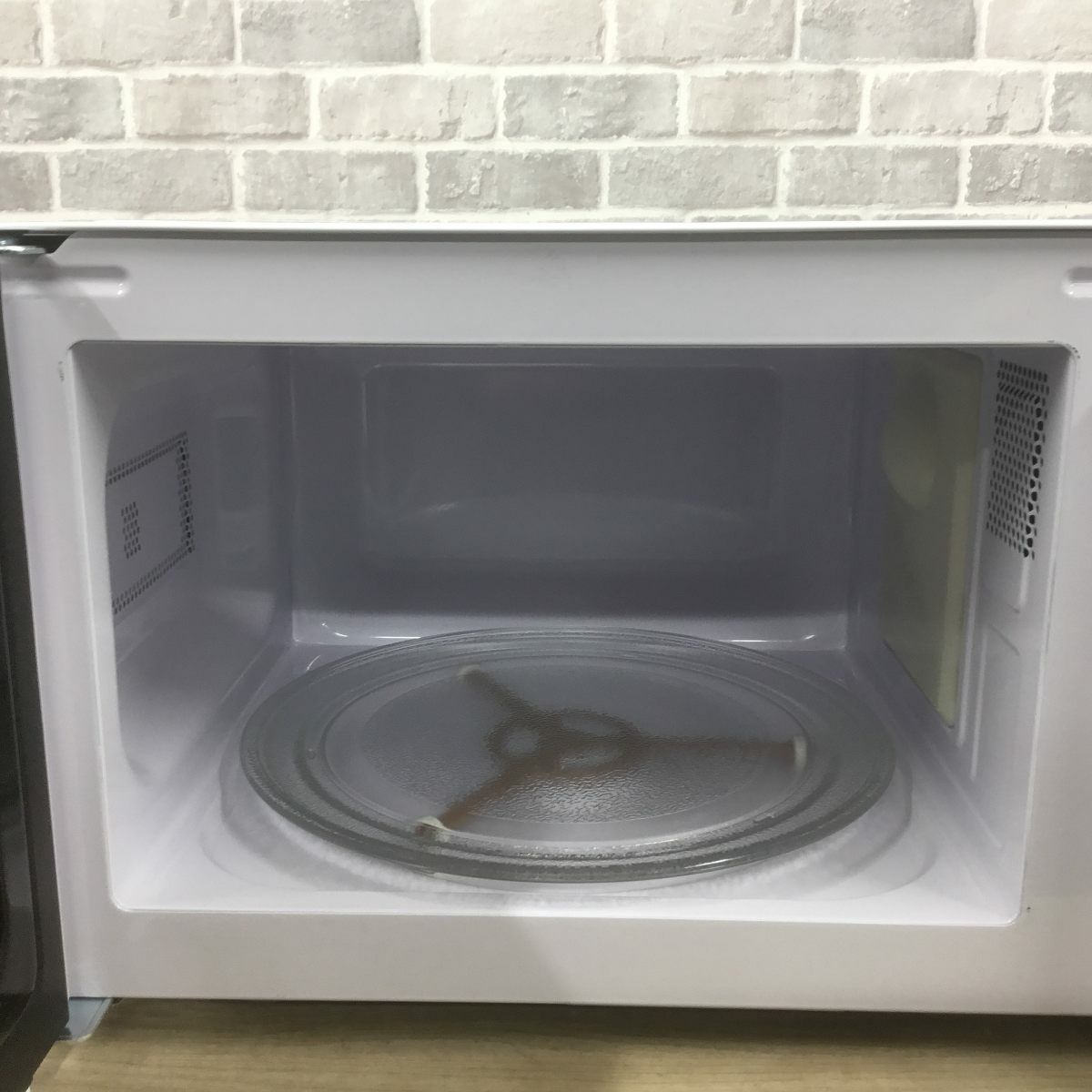 アイリスオーヤマ 電子レンジ 500W 17L ヘルツフリー ホワイト IMB-T178-W 2022年製