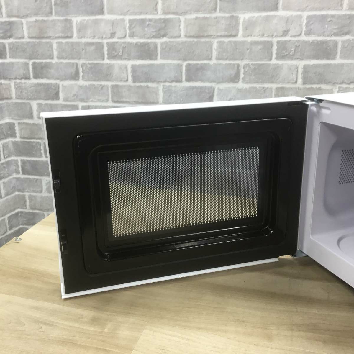 アイリスオーヤマ 電子レンジ 500W 17L ヘルツフリー ホワイト IMB-T178-W 2022年製