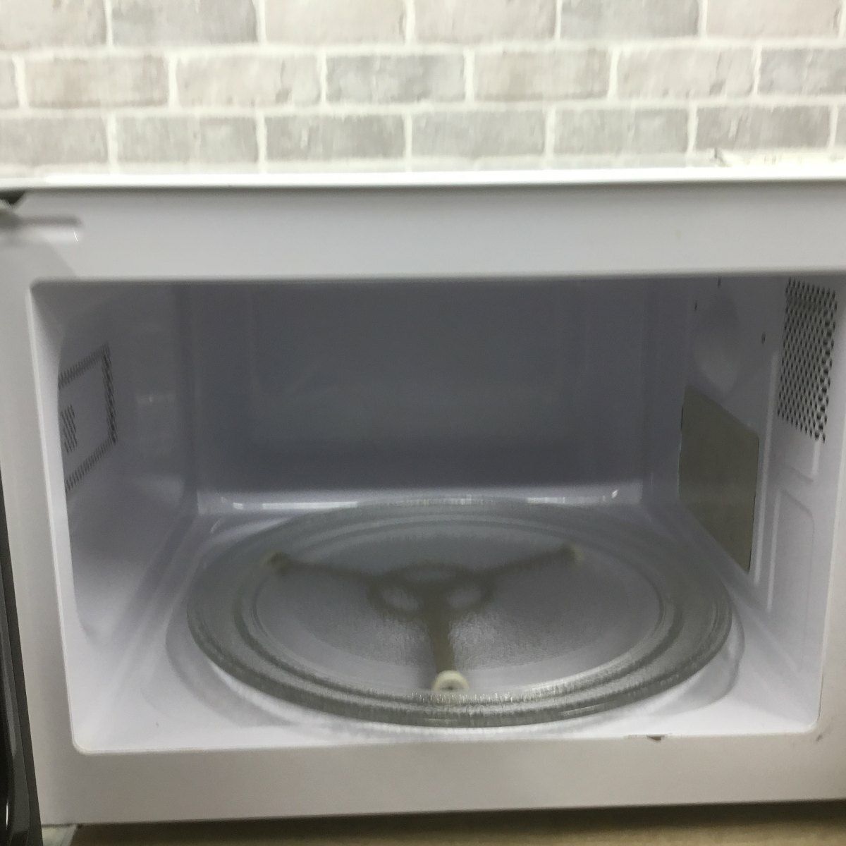 ハイアール 電子レンジ 700W 17L 50hz 東日本専用 ホワイト JM-17H-50(W) 2020年製