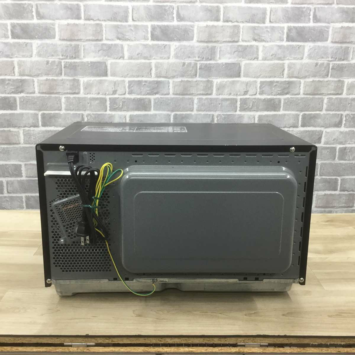 パナソニック 電子レンジ 1000W 22L ヘルツフリー フラットテーブル ブラック NE-FL222-K 2024年製