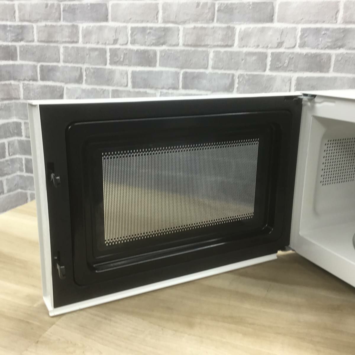 ツインバード 電子レンジ 700W 17L 50hz 東日本専用 ホワイト DR-D419W5 2024年製