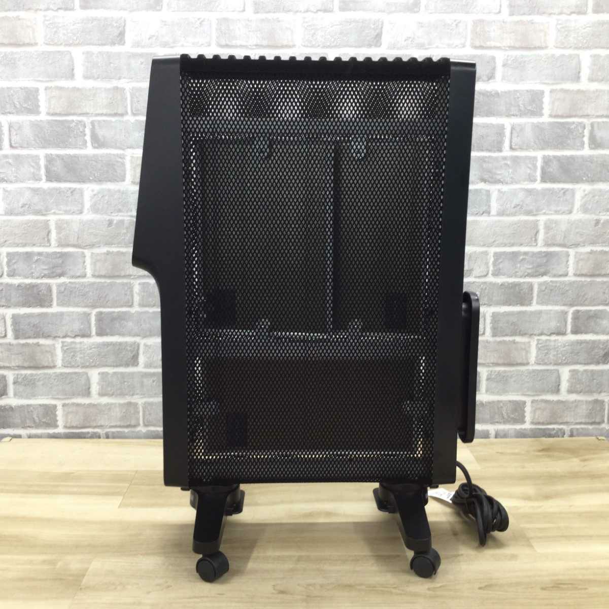 シロカ 遠赤軽量ヒーター1200W SN-M451(K) 2024年製