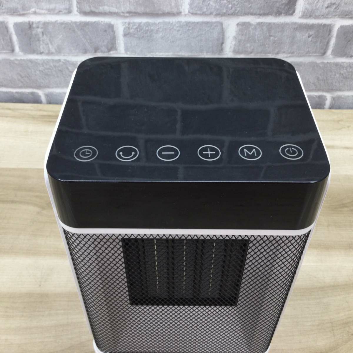 セラミックファンヒーター　リモコン付 H2 -年製