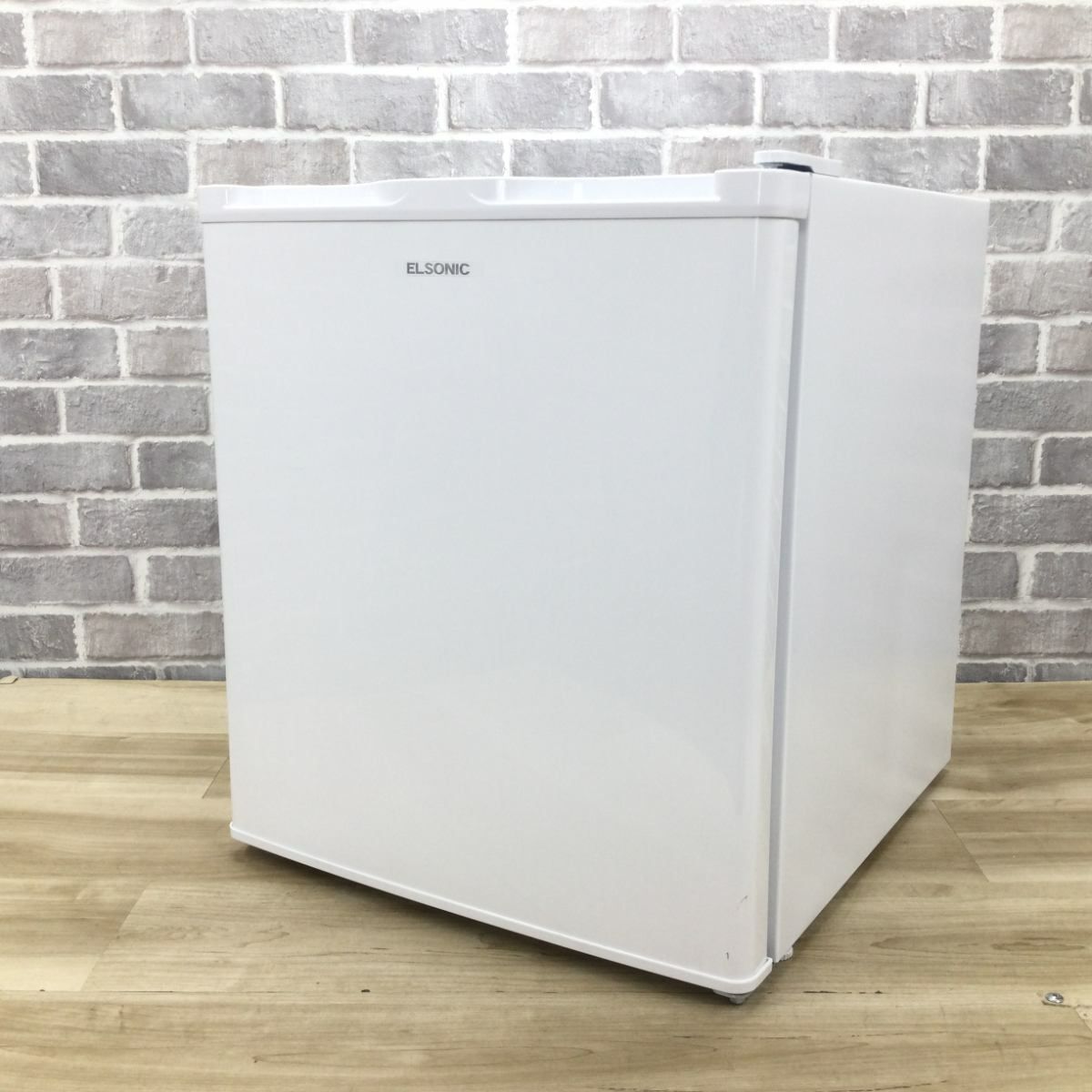 エルソニック 冷蔵庫 1ドア 47L 右開き ECH-R47 2024年製 | リユース