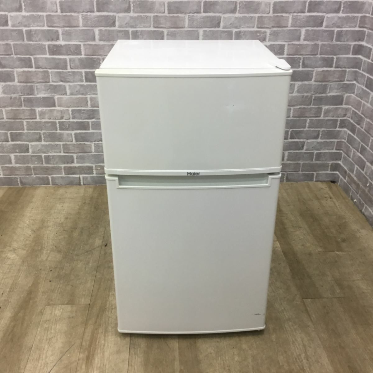 ハイアール 冷蔵庫 2ドア 85L ホワイト JR-N85B(W) 2017年製