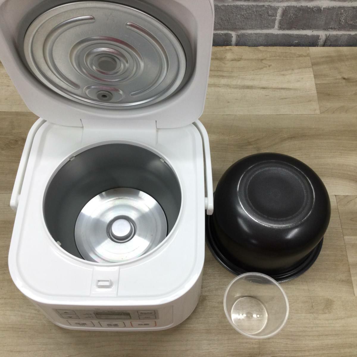 ニトリ 炊飯器 マイコン式 3合炊き SN-A5 2018年製