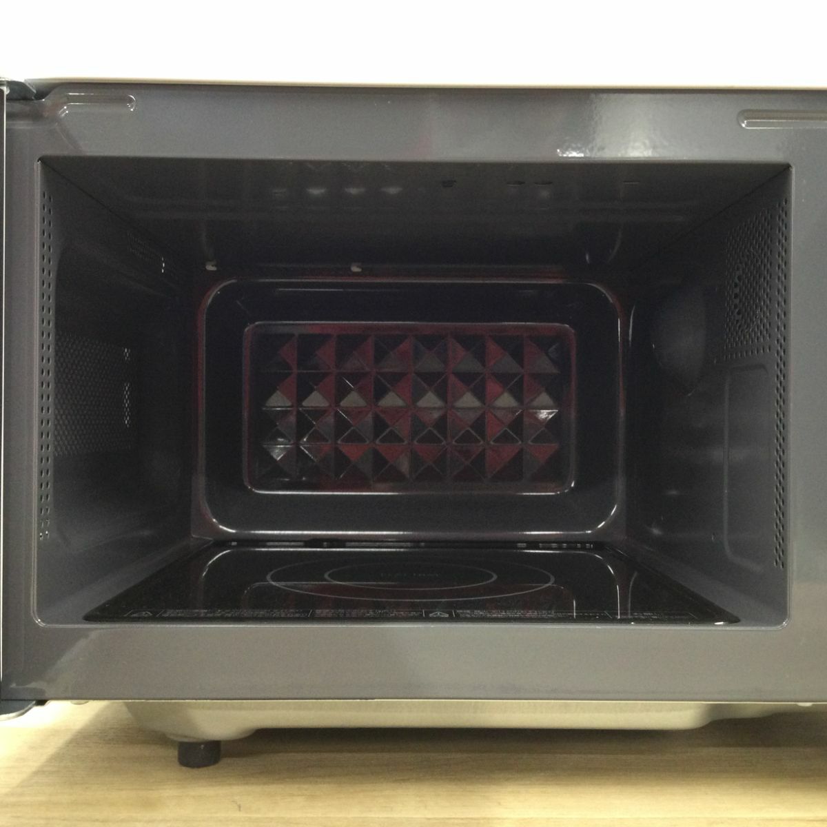 東芝 電子レンジ 520W 17L ヘルツフリー フラット ER-M17Y(W) 2024年製